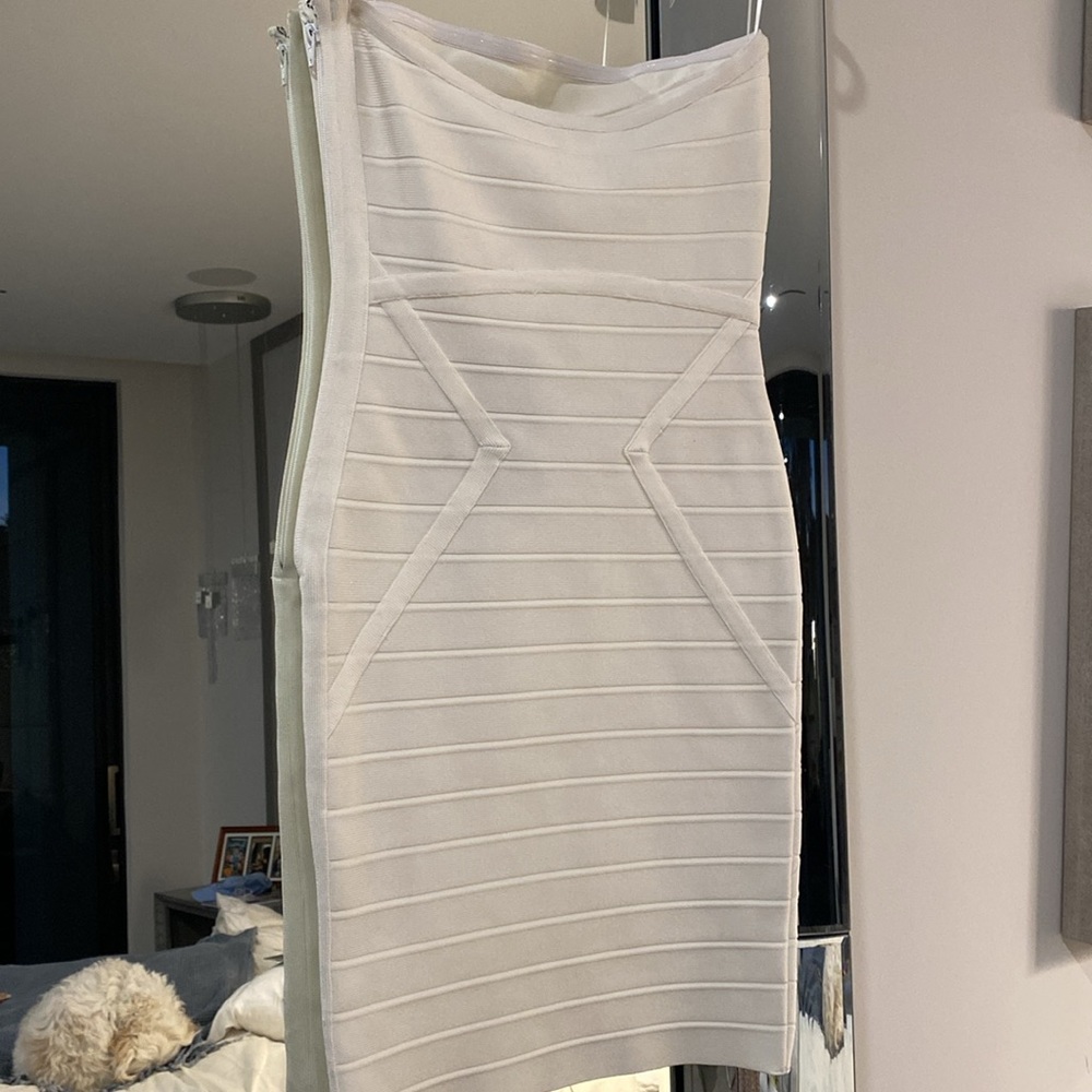 Women’s dress - Picture 2 of 11
